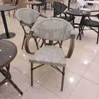 كراسي وطاولات خارجيه