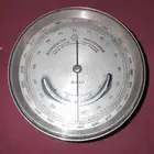 بارومتر قديم