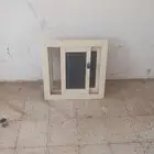 نافذة صغيره مع سله تسوق