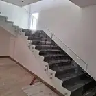 زجاج سيكوريت  زجاج مرايات  زجاج وطرابزونات