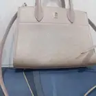 شنطه وفساتين مستخدمه