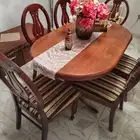سفره مكونه من سته كراسي بحاله جيده خشب صنع ماليزيا