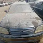 البيع قطع غيار تشليح لكزس LS400 موديل 2000