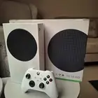 جهاز اكس بوكس سيريس اكس نظيف وكامل الملحقات xbox series s