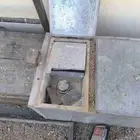 للبيع صندوق عزبه  ماء نضيف ما استخدم الا فترة شهرين