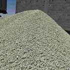 بحص ابيض ورمل ابيض واحمر وبطحا وصبيز واسفلت