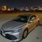 كامري موديل 2020 للبيع باقي عليها من البنك الراجحي الدفعة ال