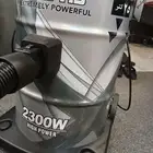 مكنسة كهربائية