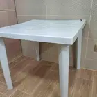 طاوله بلاستك كبير