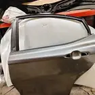 باب خلفي يسار كامري 2025