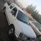 Nissan pickup 2005 gar manvel