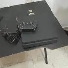 سلام عليكم سوني فور نظيف لا يشتكي من شي مع جميع اغراضه