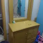 تسرحه واربع دواليب وسرير