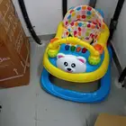 عربيه اطفال شبه جديده