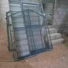 صندقتين وحده 2في2 ووحده 1في2 وجميعهم تتفكك وتتركب