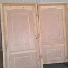 نجار متخصص في تفصيل أبواب خشب أبواب مخفية أبواب عادية أبو