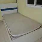 سرير بحاله جيده السعر 80