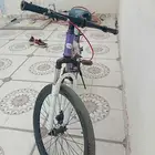 دراجه مقاس 24نضيفه ماتشوف من شي