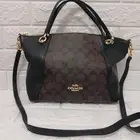 شنط ماركة كوتش coach اصلى