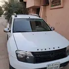 للبيع سيارة راينو داستر عائلية اللون ابيض موديلها 2013