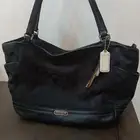 شنطة نسائية ماركة اصلية COACH