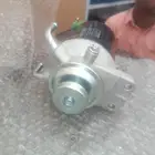 لصيانه جميع انواع الروافع الشوكية ويوجد قطع غيار جديد ومستخد