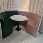 8طاولات مع 16كنبه البيع جمله او قطاعي تنفع مطاعم او استراحات