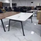 طاولات اجتماعات