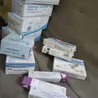 4كراتين كمامه ثلاث طبقات وكرتونين مسحات طبية وكراتين لزاج جر