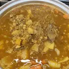 متوفر صالونة لحم بالخضار مع رز ابيض بالشعرية