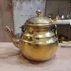 اثنين اباريق سوريه نحاس ثقيل بمنظر جميل