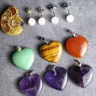 احجار كريمة و فضيات نسائية