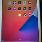 للبيع ايباد مفي شي