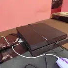 سوني 4لبيع ججم المساحه 500 معه يد جديده