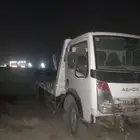 صندوق قلاب صطحه سحاب موديل 20019 نضيفه شبه جديده ومكاين