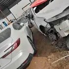 يوجد لدينا قطع غيار السيارات