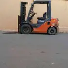 رافعة تويوتا للبيع