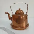 ابريق نحاس أحمر مختوم