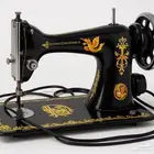مكينة خياطة