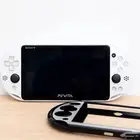 PS vita white and black edition نسخة مميزه