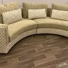 كنب نصف دائره مريح جدا