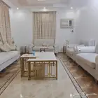 كنب ملكي 5 حبات مكيف بارد شغال 3 ستاير مخدات