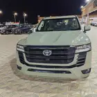 تويوتا لاندكروزر GXR L4 بنزين 2023