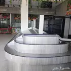 طاولة عرض خضار كبيرة