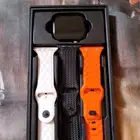 ساعه ذكيه للبيع استعمال يوم واحد مع ثلاثه ملابس اسود و ابيض