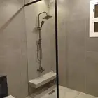 الزجاج السكريت والالمنيوم ابواب شبابيك شتر استركشر