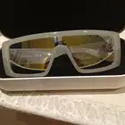 نظاره كالفن كلين اخت الجديده