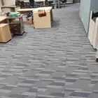 بلاط مكاتب 50 50