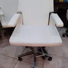 8 كراسي صالون نسائي لون ابيض
