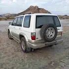 جيب ايسوزو تروبر 2001 اتوماتيك محتاج الى قير فقط